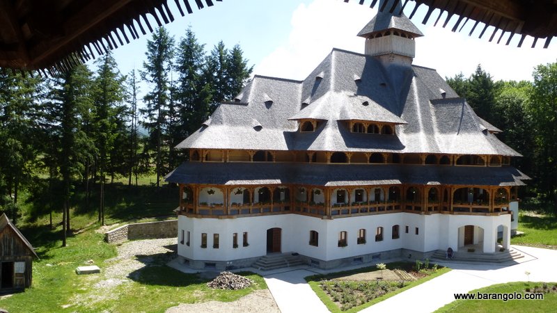 Szaplonca-kolostor, Săpânţa Peri monastery church